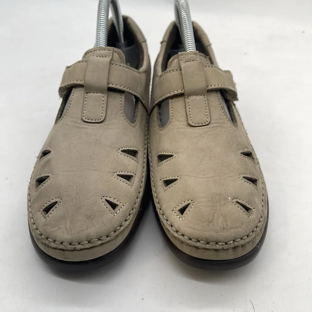 SAS Tripad Comfort Sandals Womens 11 M Beige 2 Strap Very Condition Closed Toe